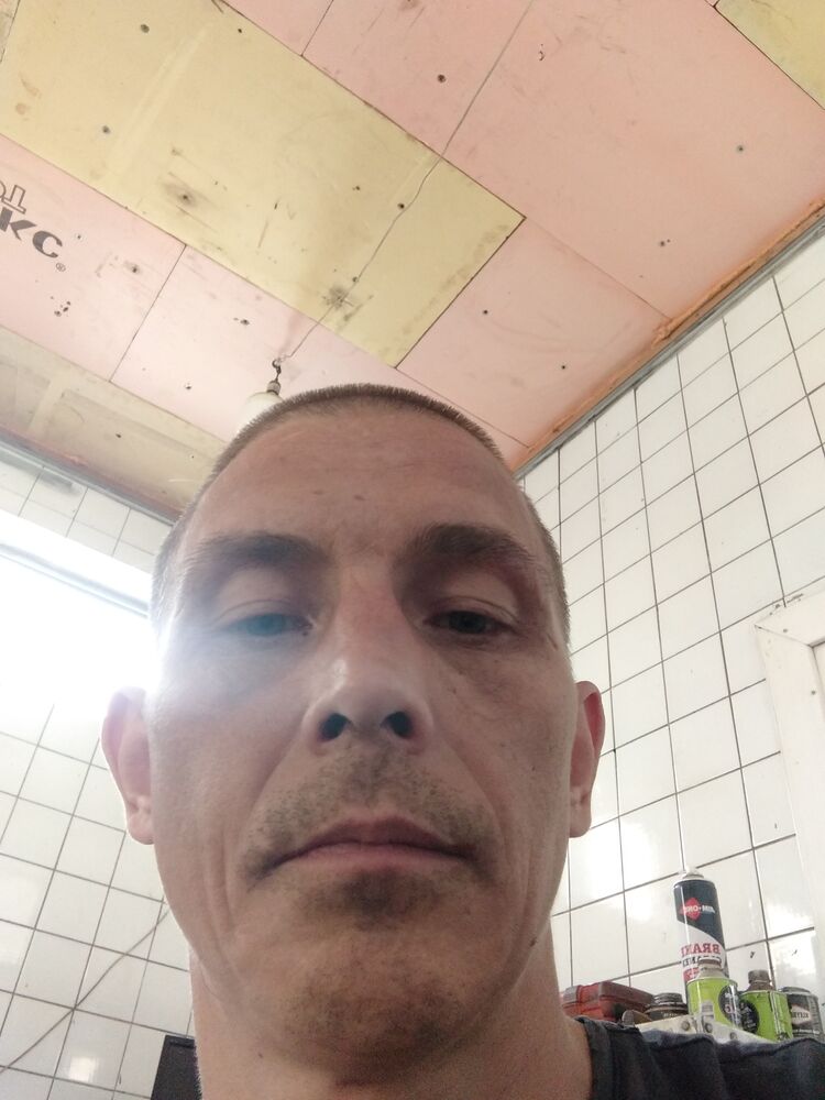  52374523  , 38 ,    