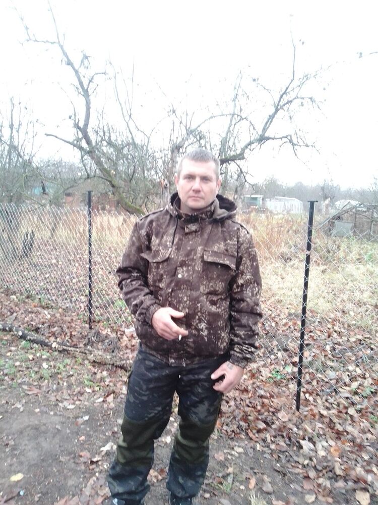  ,   Sergej, 43 ,   ,   , c 