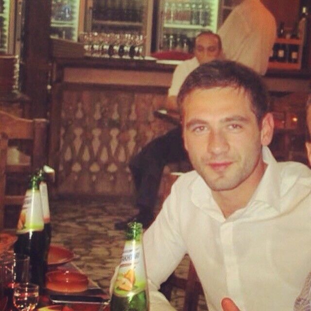  ,   Artur, 35 ,   ,   , c 
