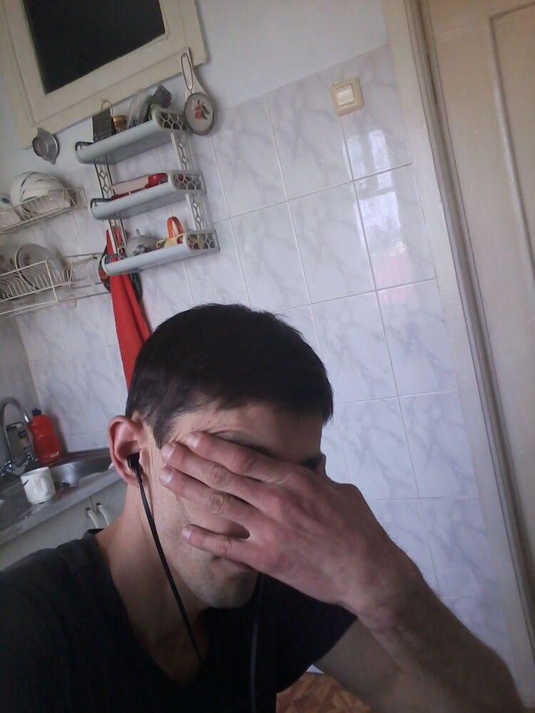  25968563  Azma, 33 ,    