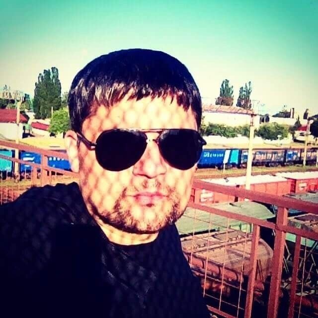  ,   Anar, 43 ,  