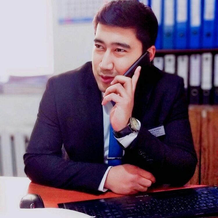  ,   Oybek, 33 ,   ,   , c , 