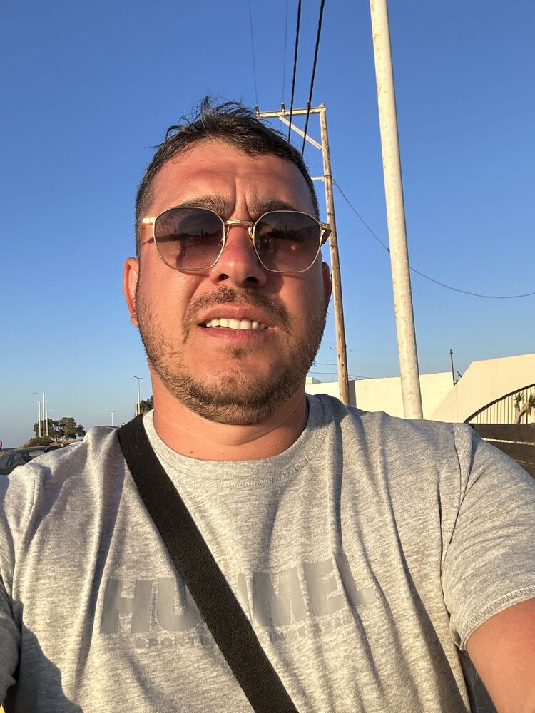  1er Arrondissement,   Alex, 40 ,   