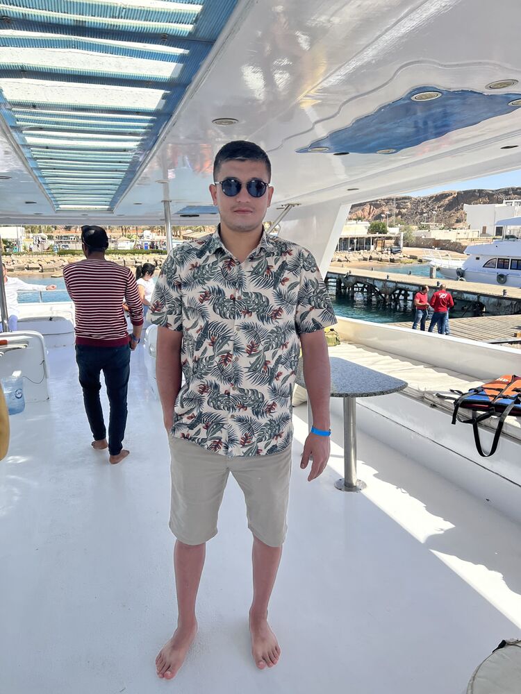  ,   MD, 28 ,   ,   