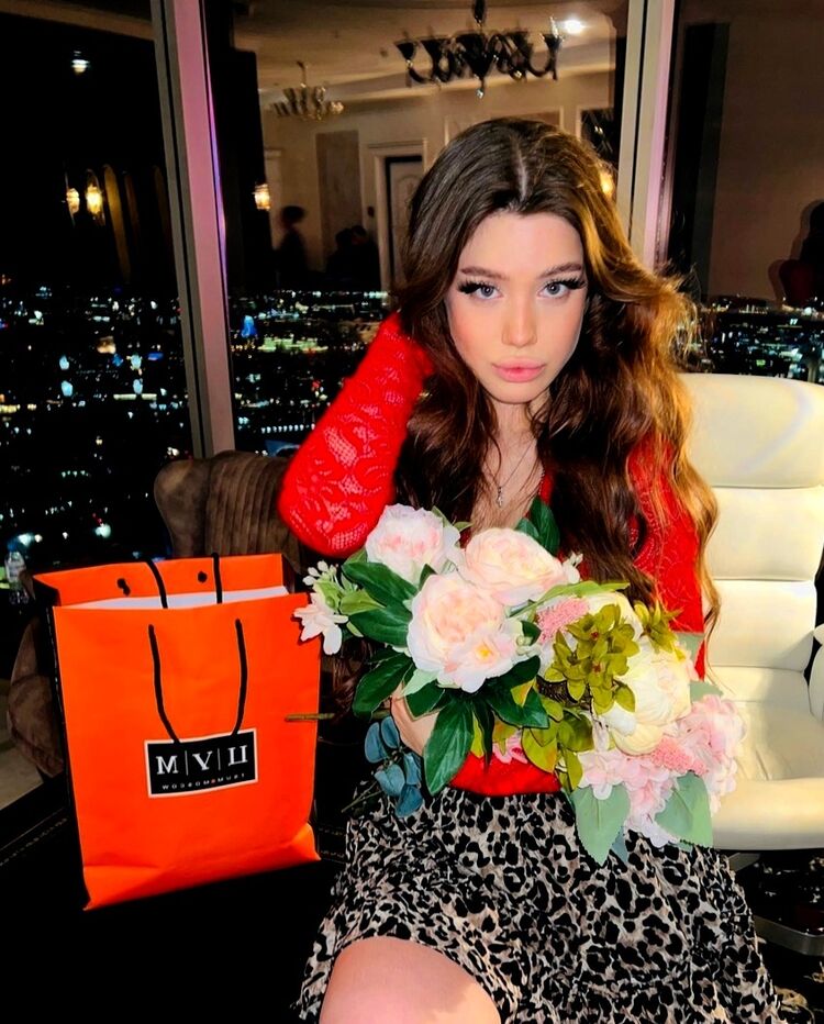  -,   Bwylt , 23 ,   ,   