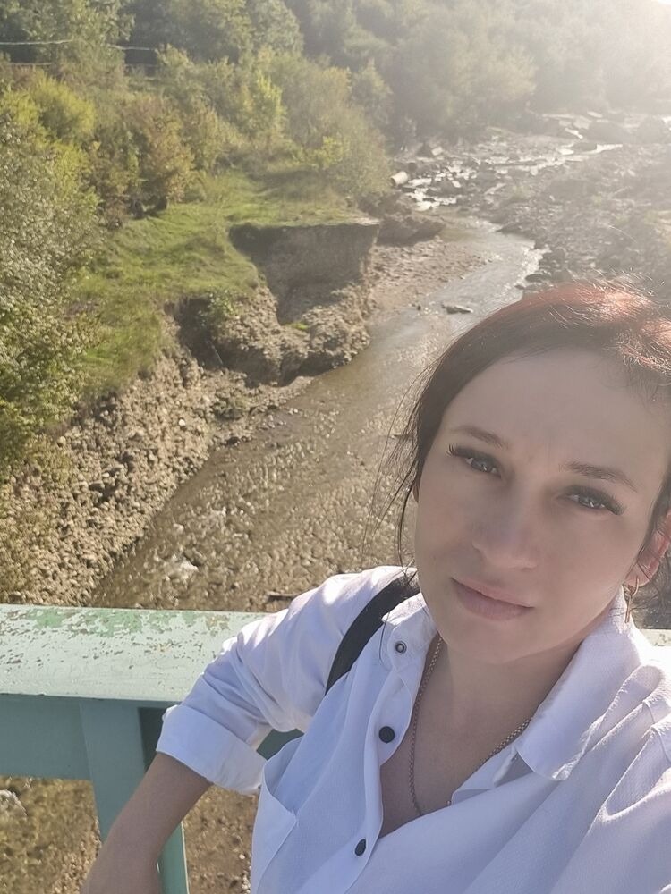  53711593  , 37 ,    --