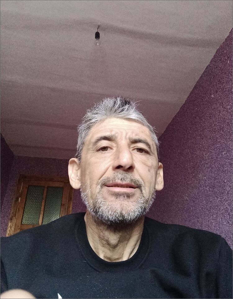  25220713  Goalkeeper, 62 ,    