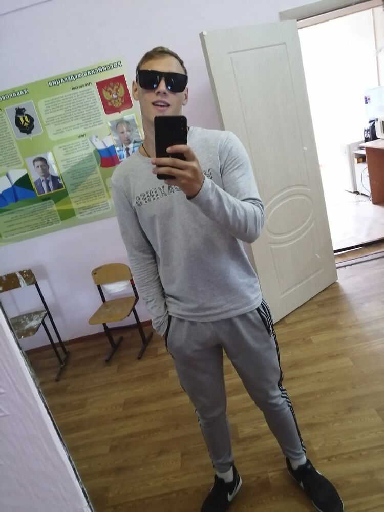  --,   Roman, 23 ,   ,   