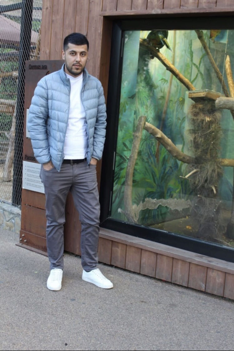  ,   Sebi, 29 ,   ,   