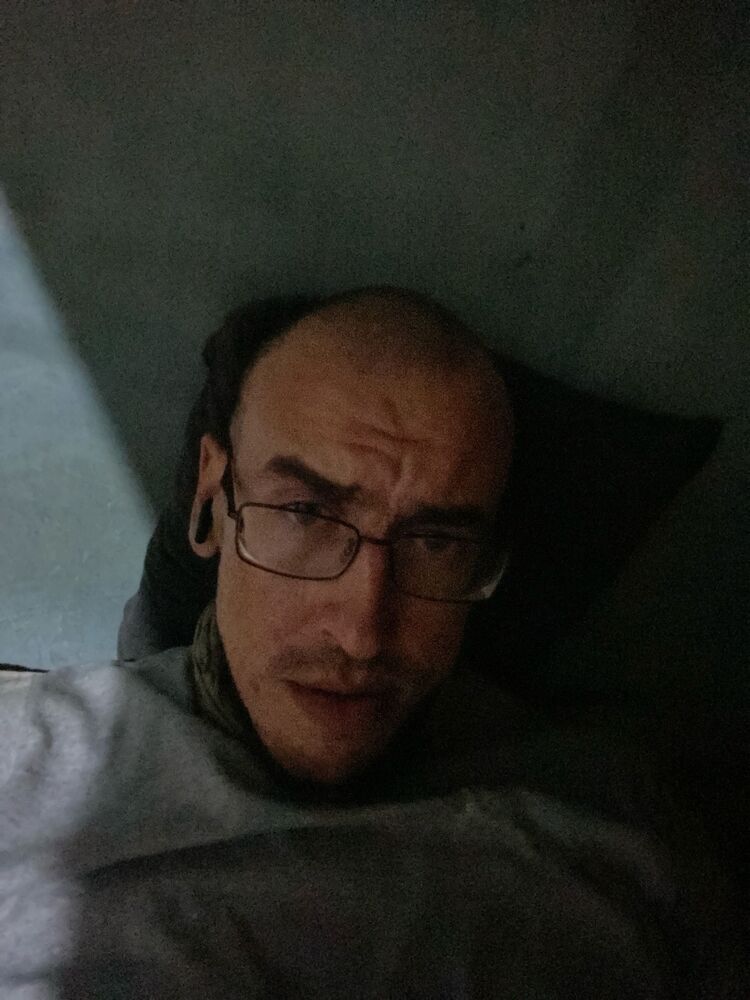  46538943  , 34 ,    