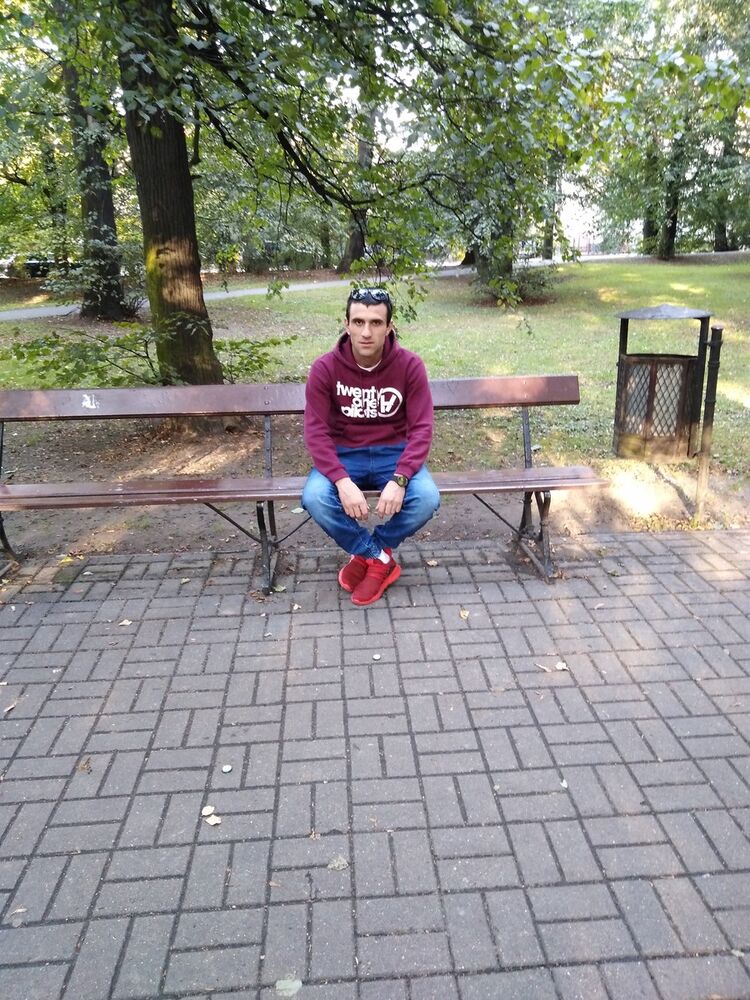  Piastow,   , 38 ,   ,   , c 