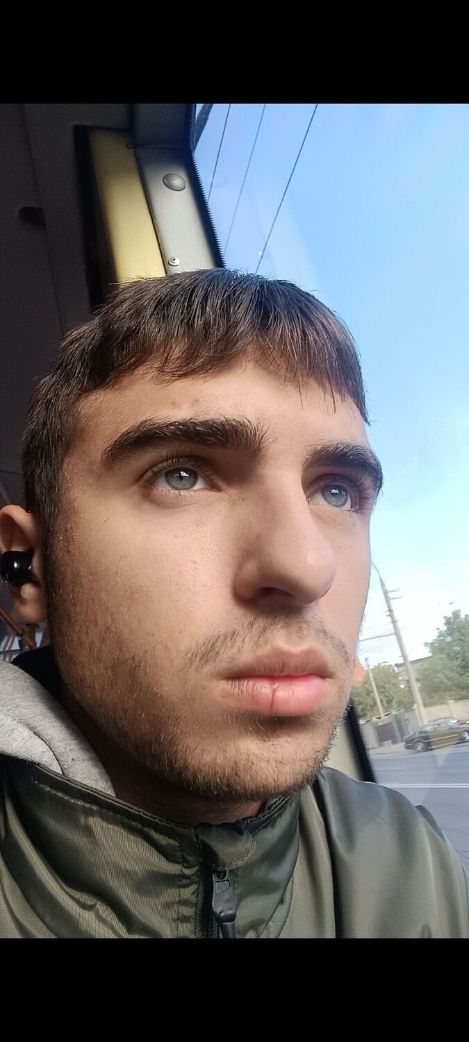 ���� 43395473 ����� Catalin, 20 ���, ���� ���������� � ��������