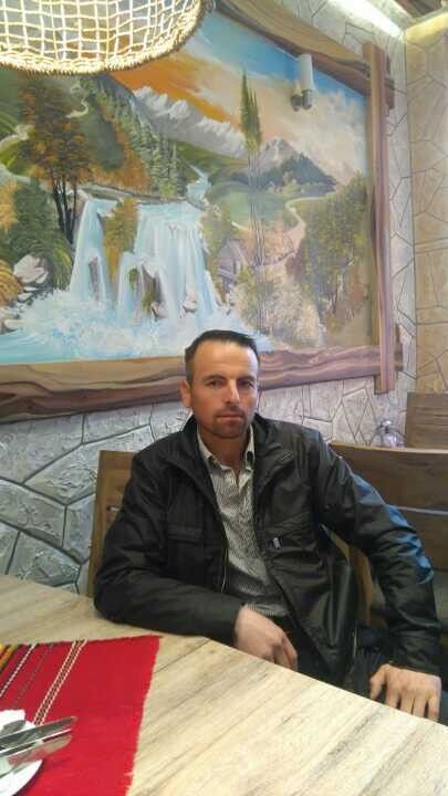 Wiesbaden,   Dzemal, 37 ,   ,   , c 