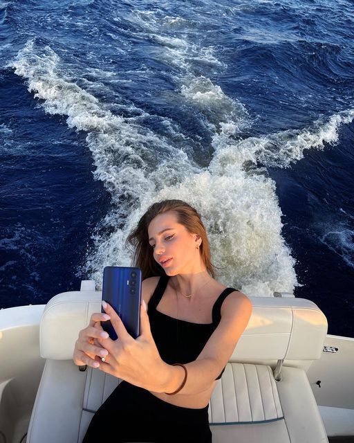  -,   , 22 ,   ,   