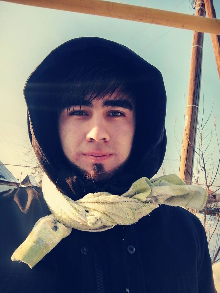  ,   Ogabek, 25 ,   ,   , c , 