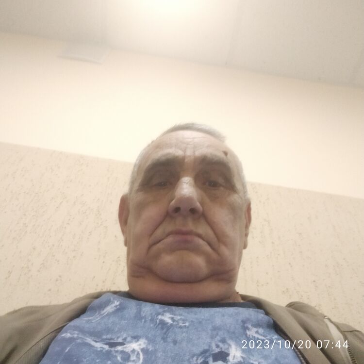  39601283  Nikolay, 71 ,    