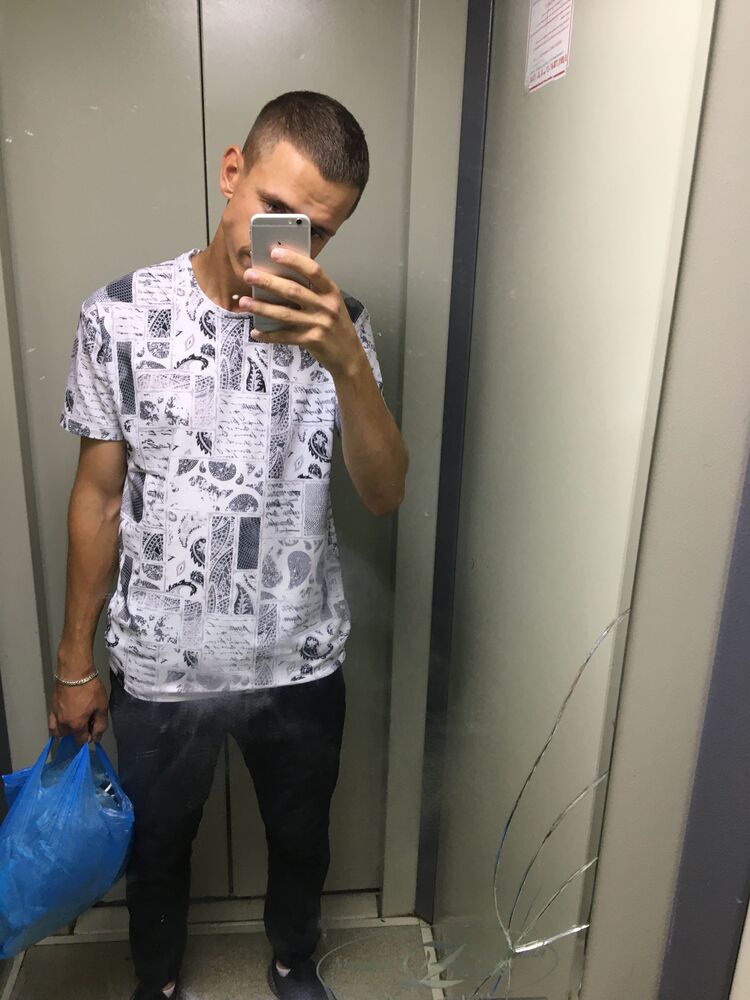  28350793  , 24 ,    