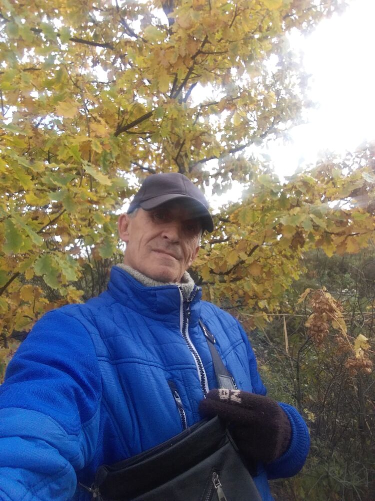  46458273  Igor, 55 ,    