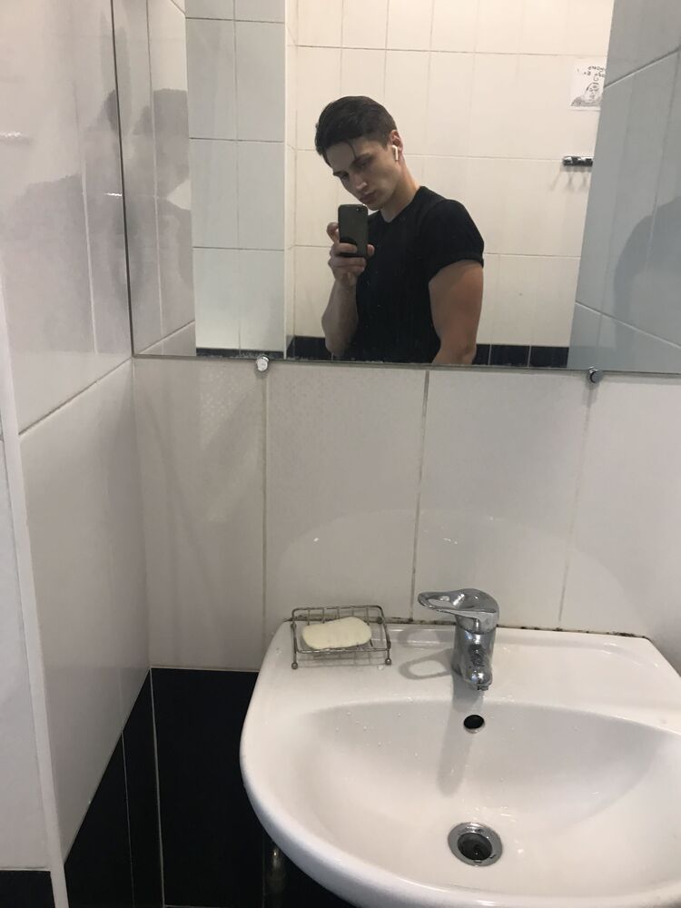  28586493  , 25 ,    