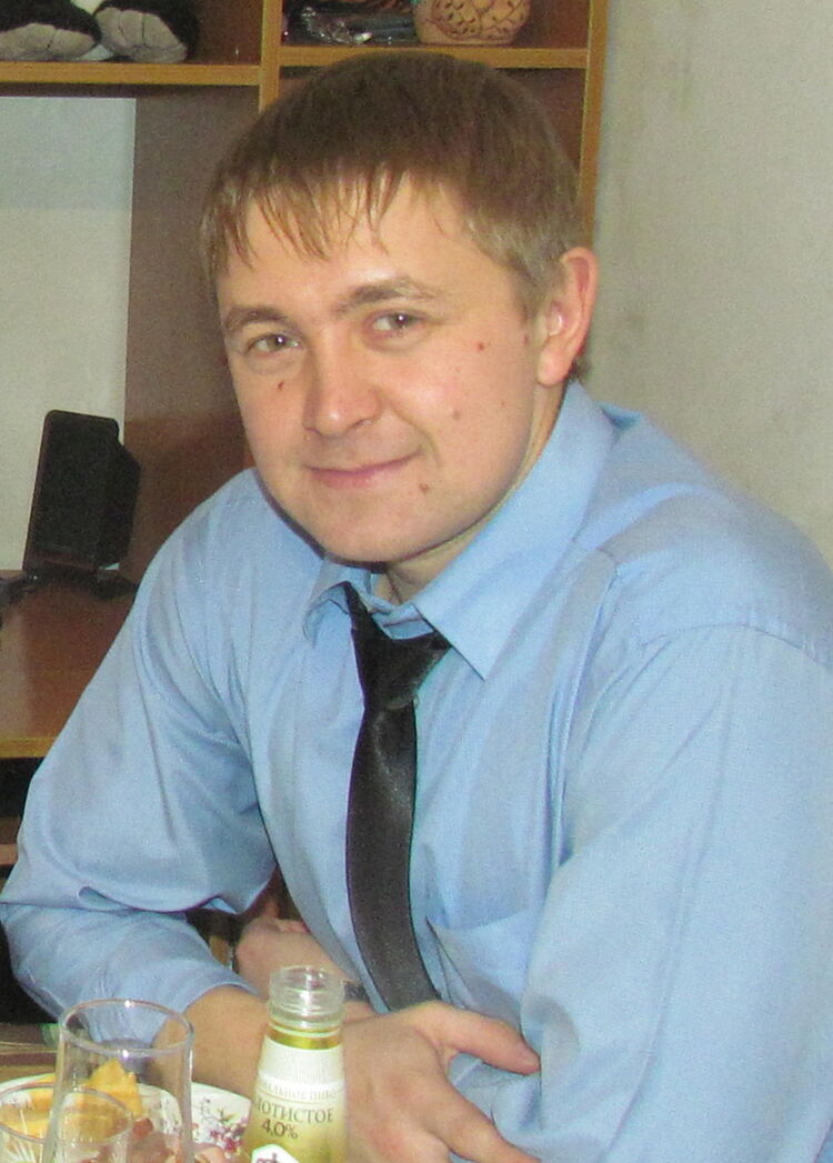  ,   Denis, 41 ,   ,   , c 