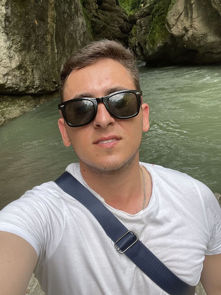  ,   , 28 ,   ,   