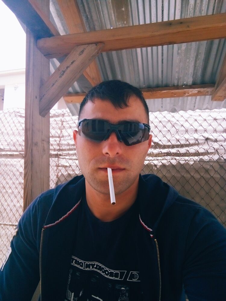  17432953  Nika, 105 ,    