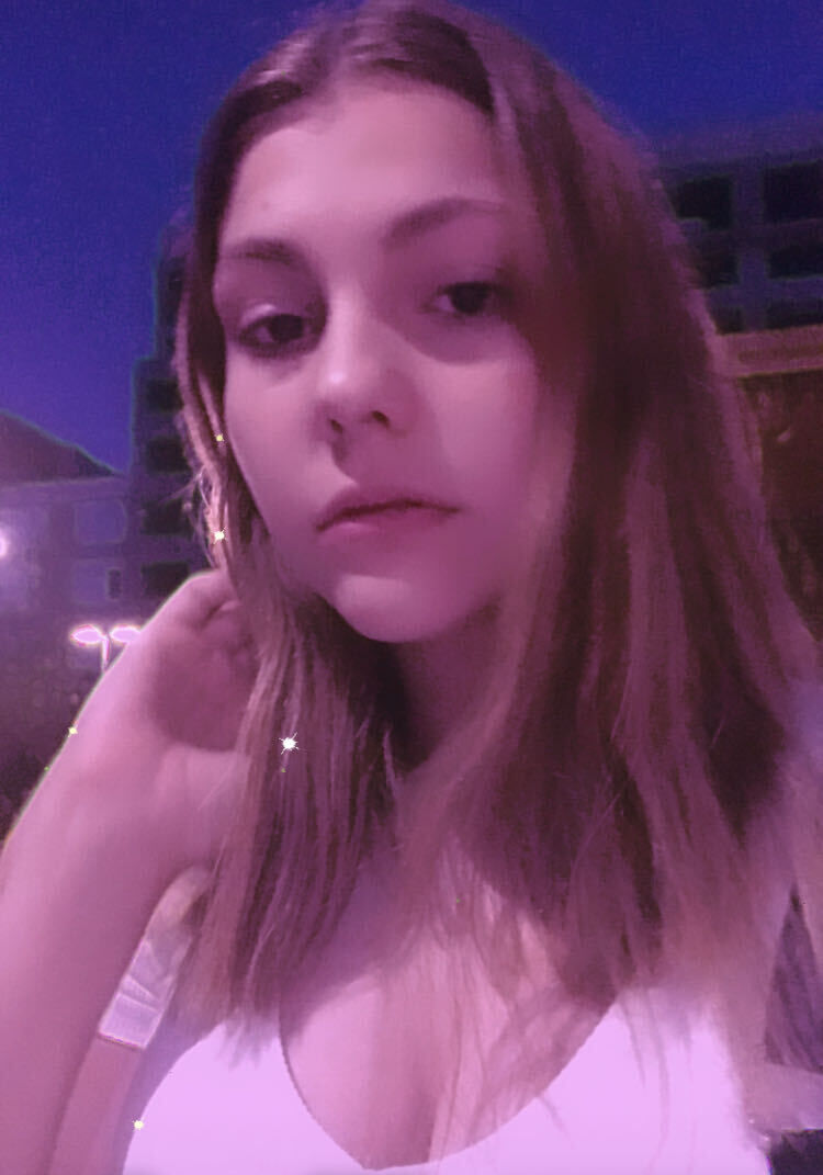  23509683  , 22 ,    -