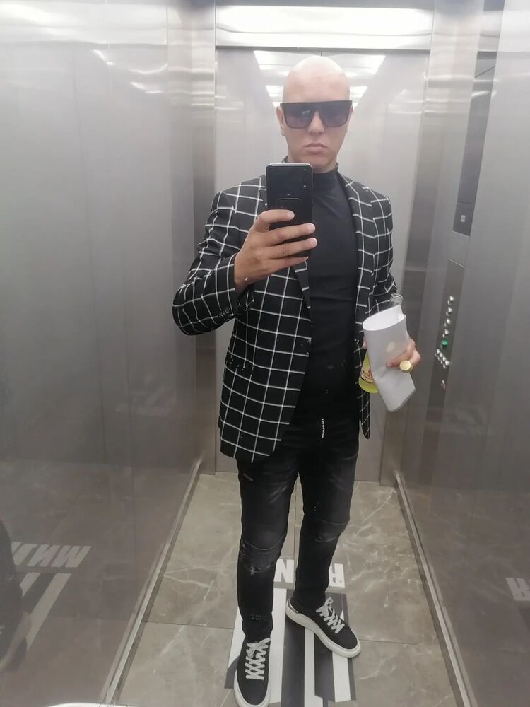  36604913  ARtuR, 38 ,    