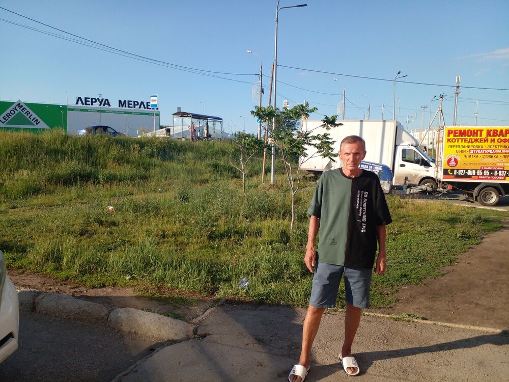  44584003  Sergey, 68 ,    -