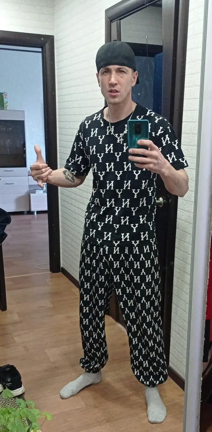  48502963  Mishanka, 26 ,    