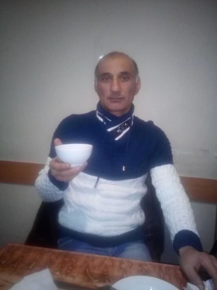  18325133  Baxa, 53 ,    -