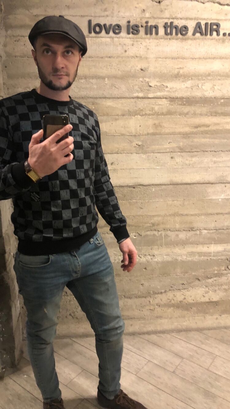  50027583  Aleksey, 33 ,    