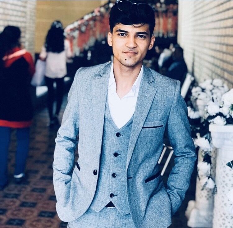  ,   Amir, 27 ,   ,   , c 