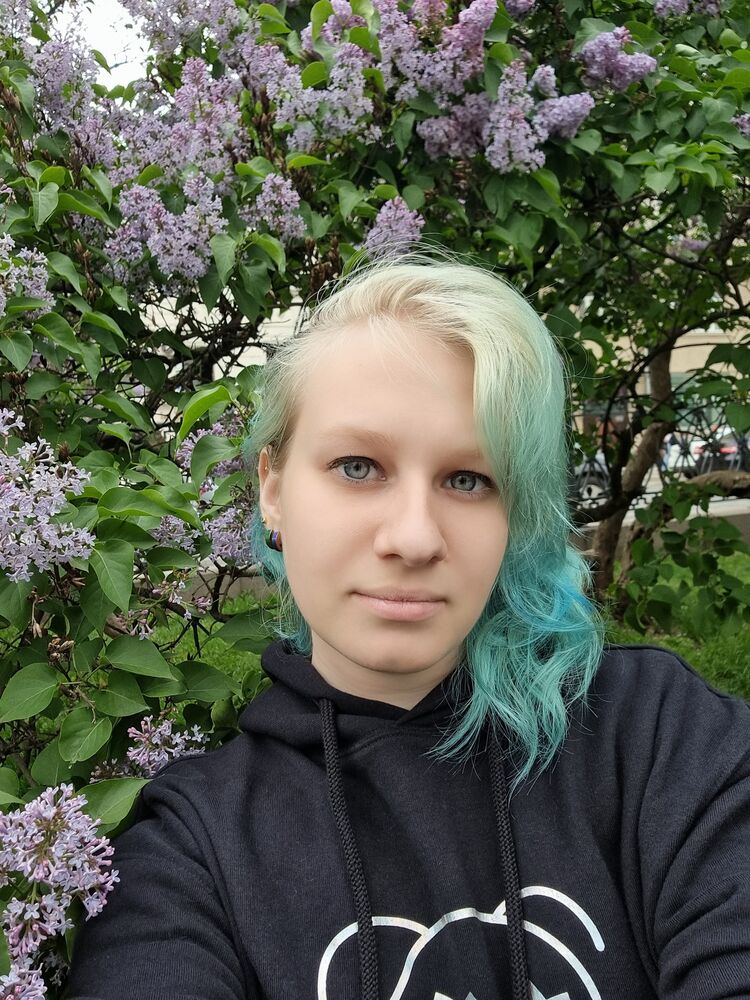  -,   , 24 ,   