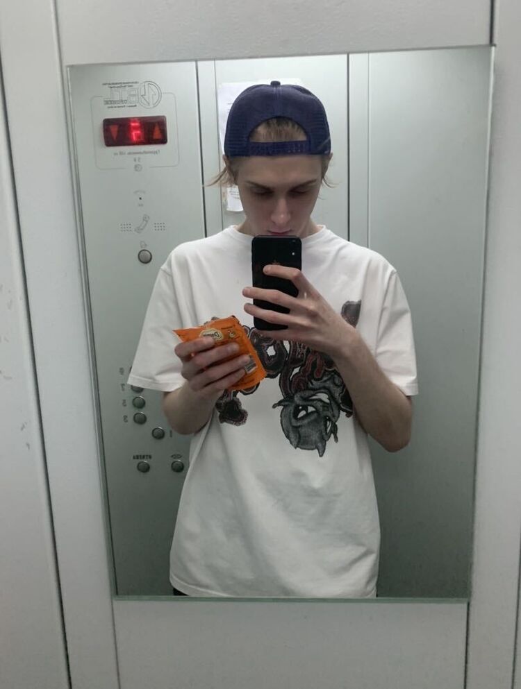  35169603  , 25 ,    --