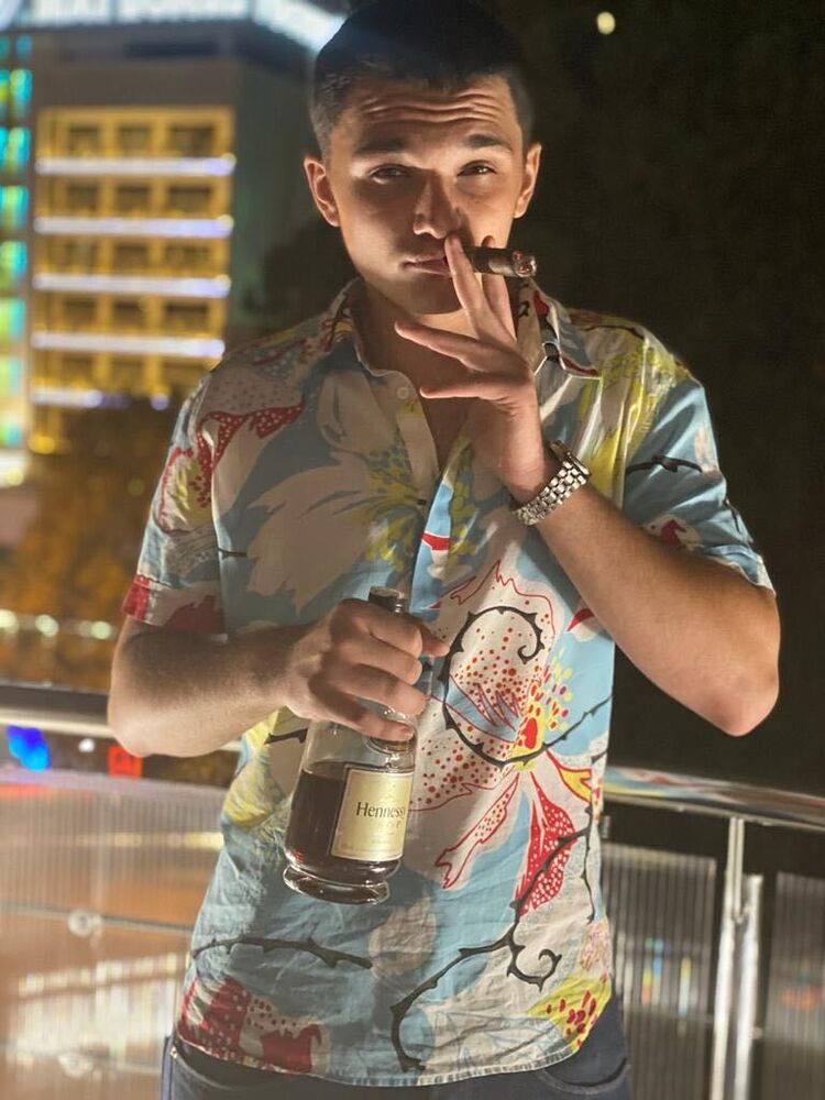  --,   , 24 ,   ,   