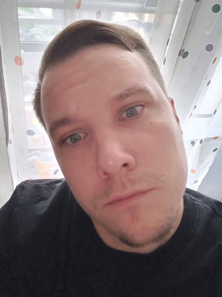  ,   Ruslan, 36 ,     , c 