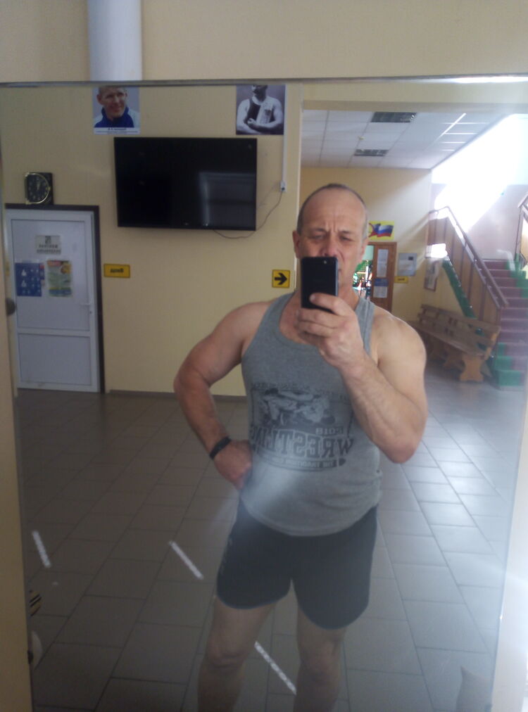  39444733  , 61 ,    