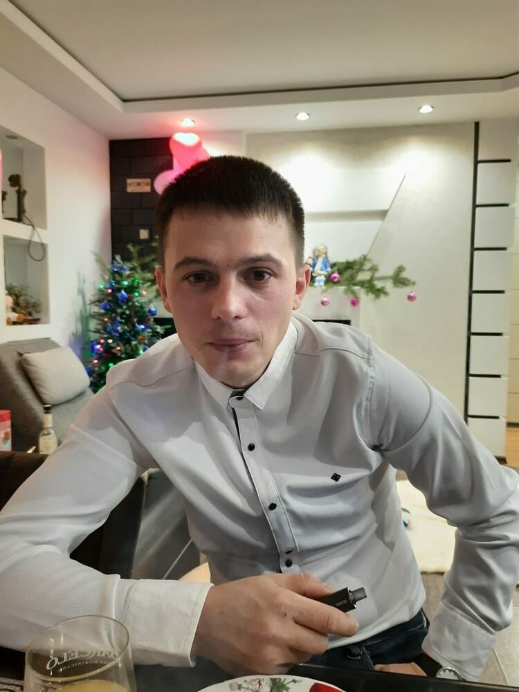  29929383  , 35 ,    