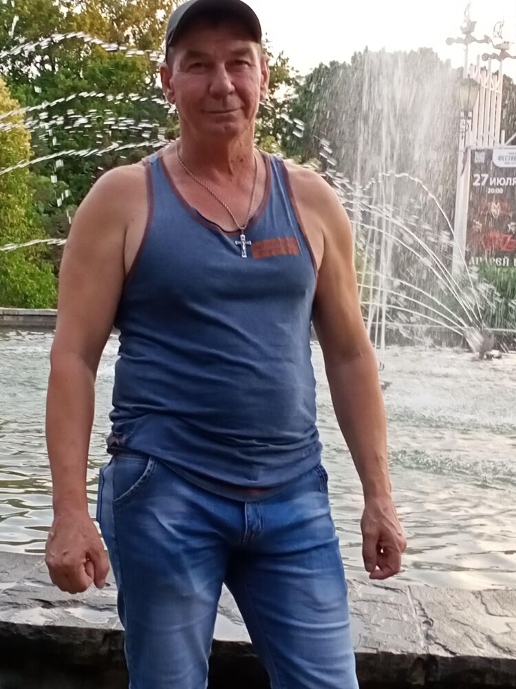  48103163  , 57 ,    