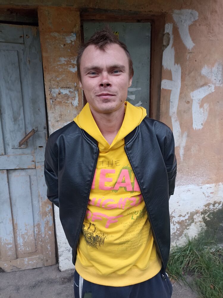  29702523  , 35 ,    