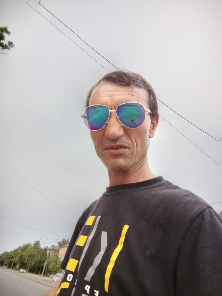  44055993  , 49 ,    