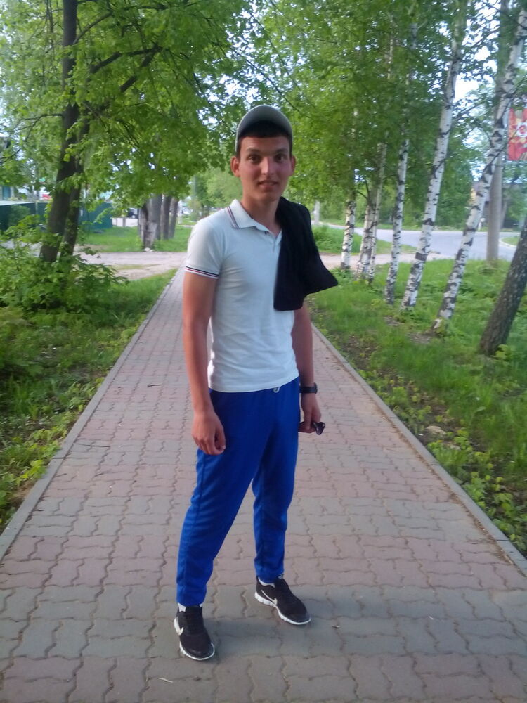  ,   Toni, 29 ,   ,   , c 