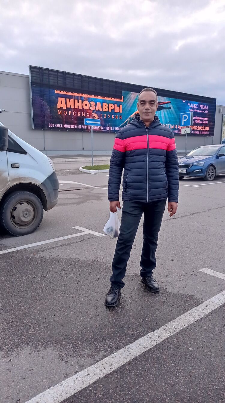  54247443  Axme, 43 ,    