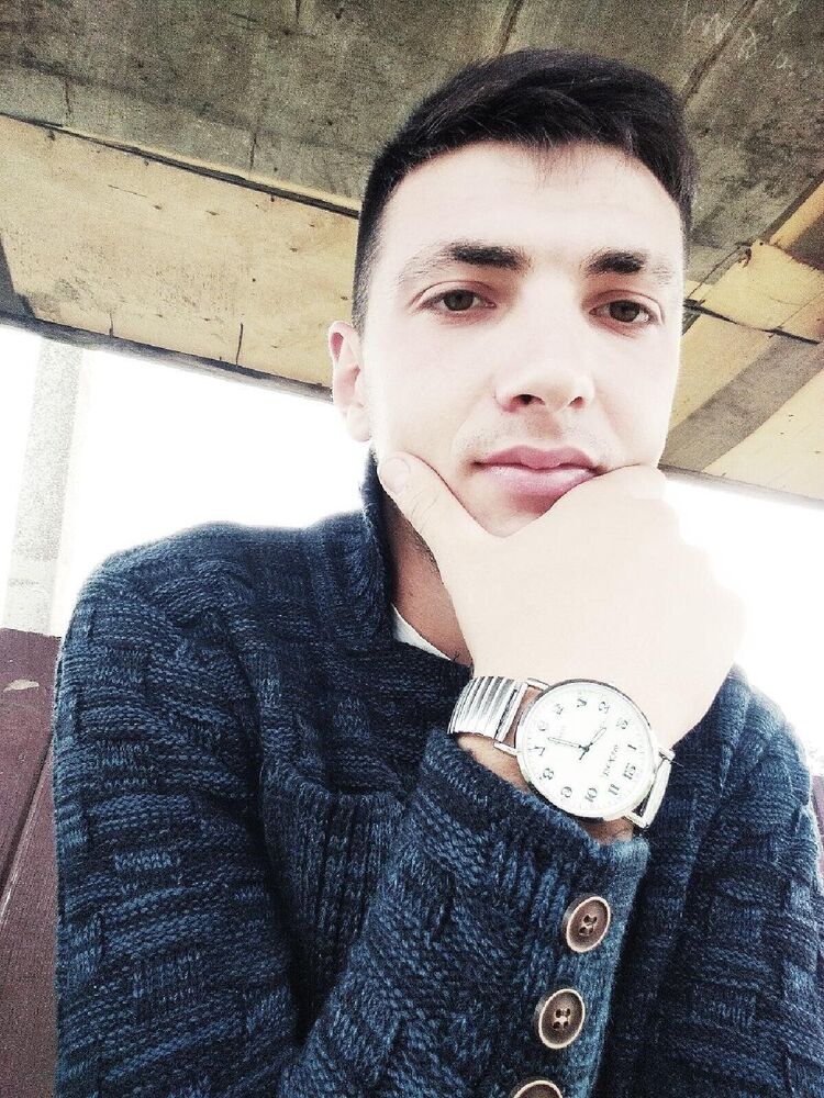  ,   Djoni, 26 ,   ,   