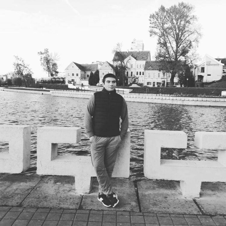  ,   Emir, 34 ,   ,   