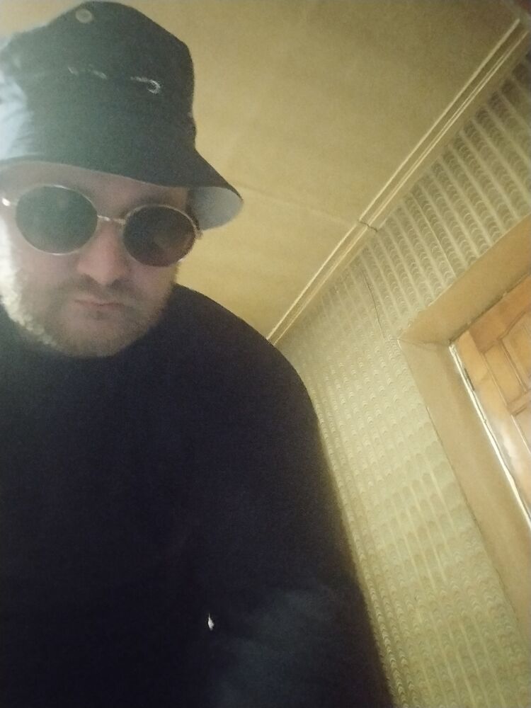  50444943  , 32 ,    