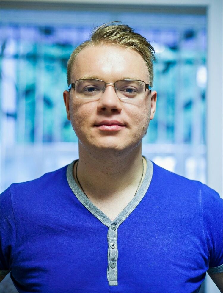  ,   Taras, 33 ,   ,   , c , 