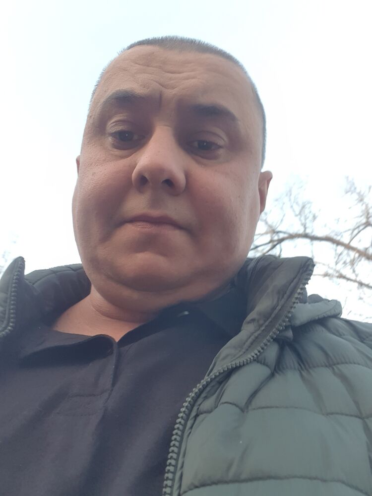  47764803  Oleg, 44 ,    