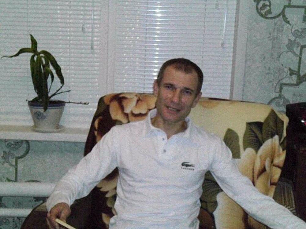 ,   Valentin, 50 ,   